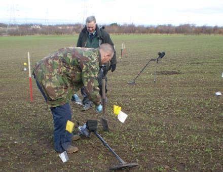 Metal detectorists from SARG assisting the Centre in a MD survey as part of the Battle of Prestonpans project