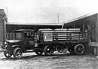 Linde Air Products Co. truck, Cleveland, 1914.
