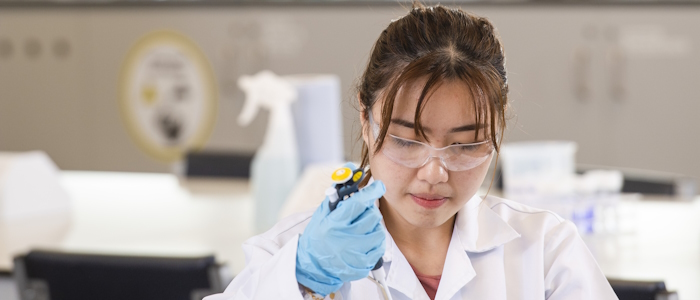 A student working in a Life Sciences lab