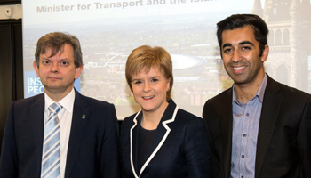 Image of First Minister Nicola Sturgeon with Humza Yousaf and Principal Muscatelli