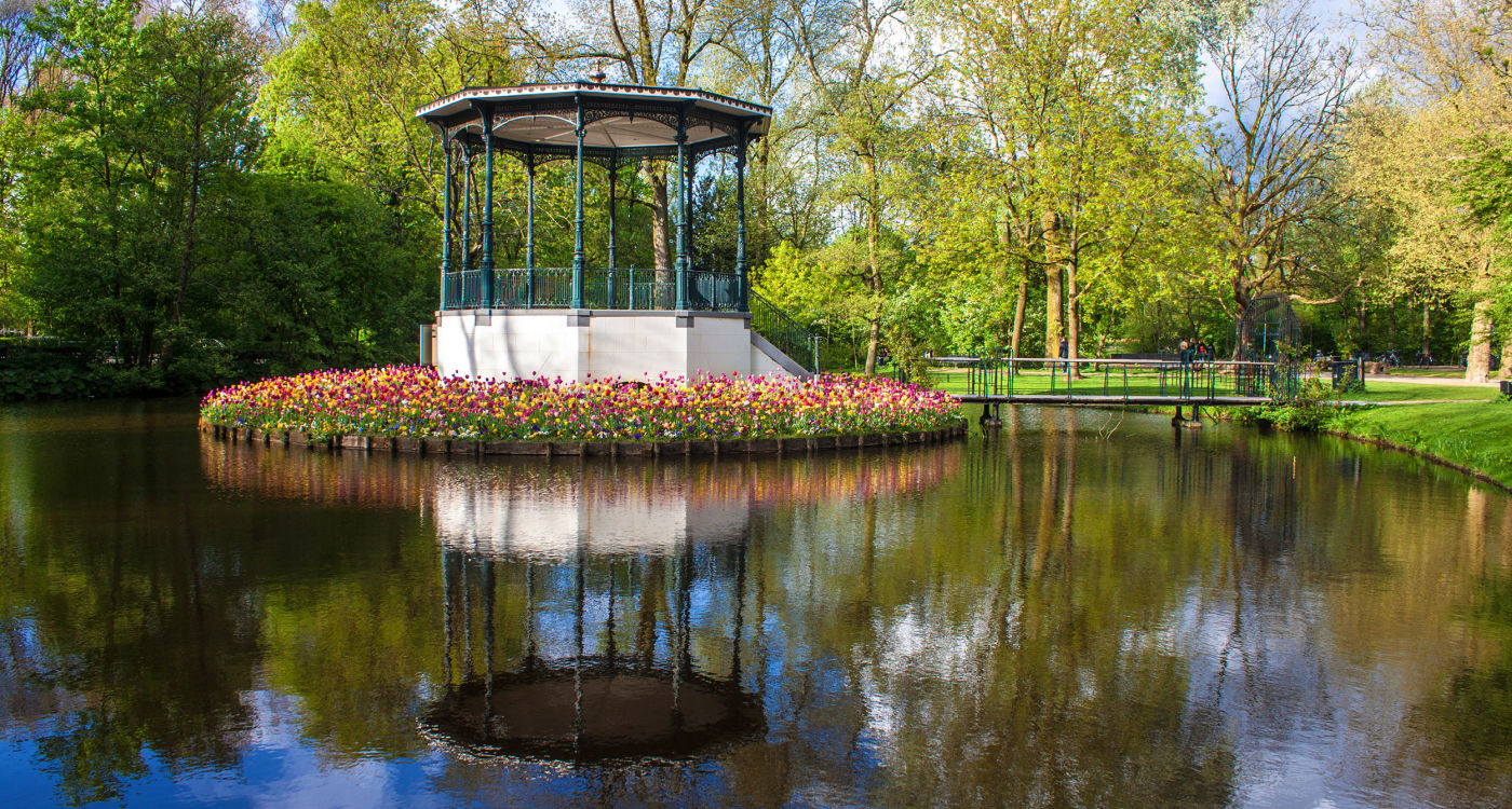 Pond and tulips in Vondelpark, Amsterdam [Photo: Shutterstock]