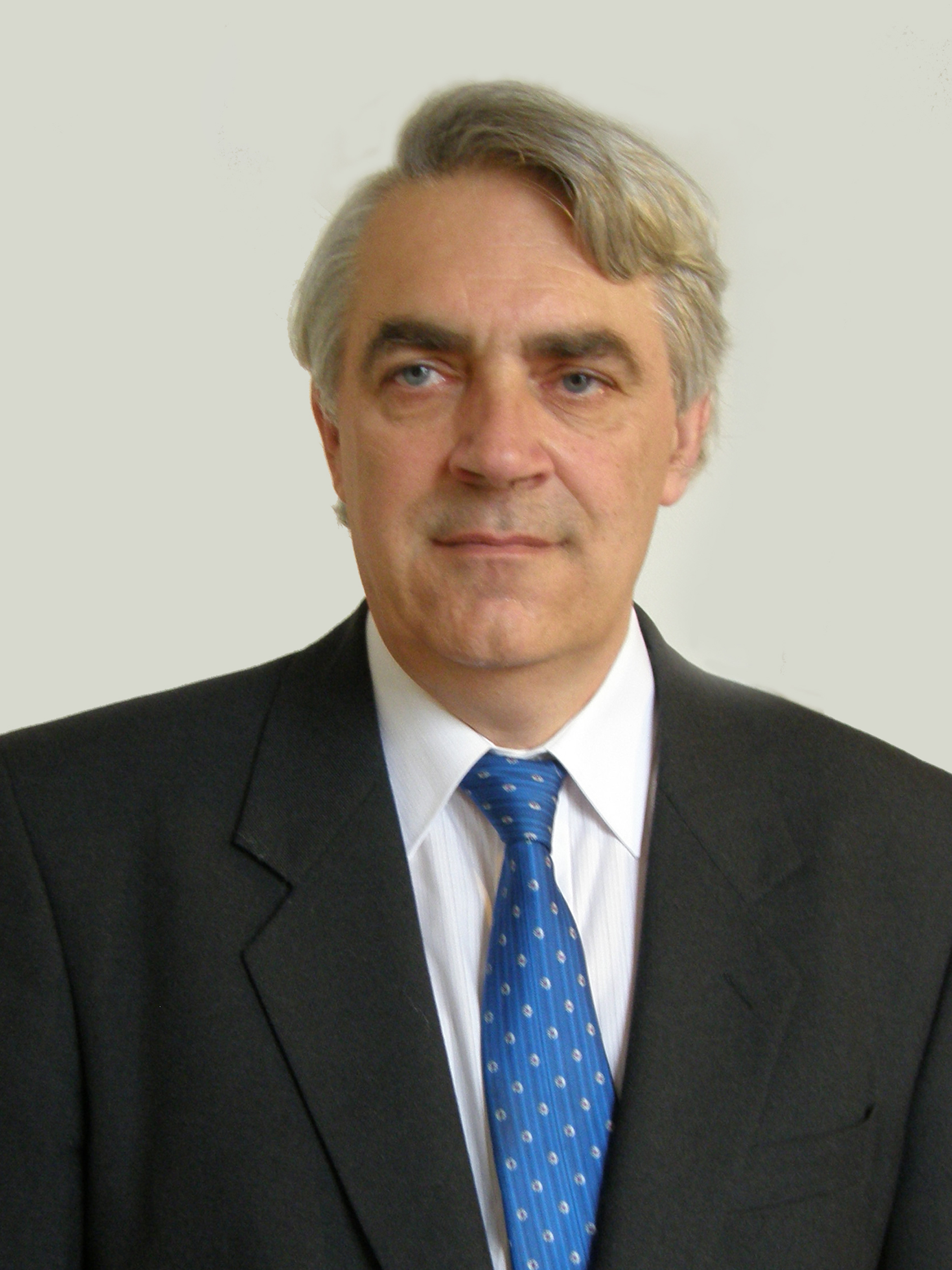 Professor Douglas Macgregor