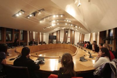 Duke students question the Presiding Officer of the Scottish Parliament, Alex Fergusson MSP.