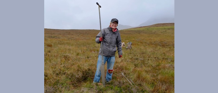 Phil Gould getting reading to start coring (Photo: N. Whitehouse) 