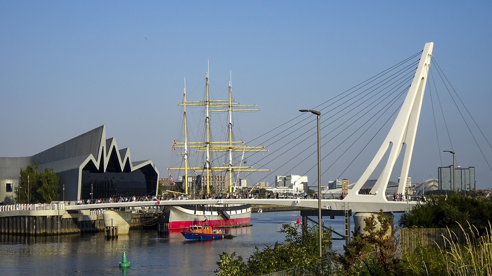 View of Partick-Govan bridge across the Rivery Clyde