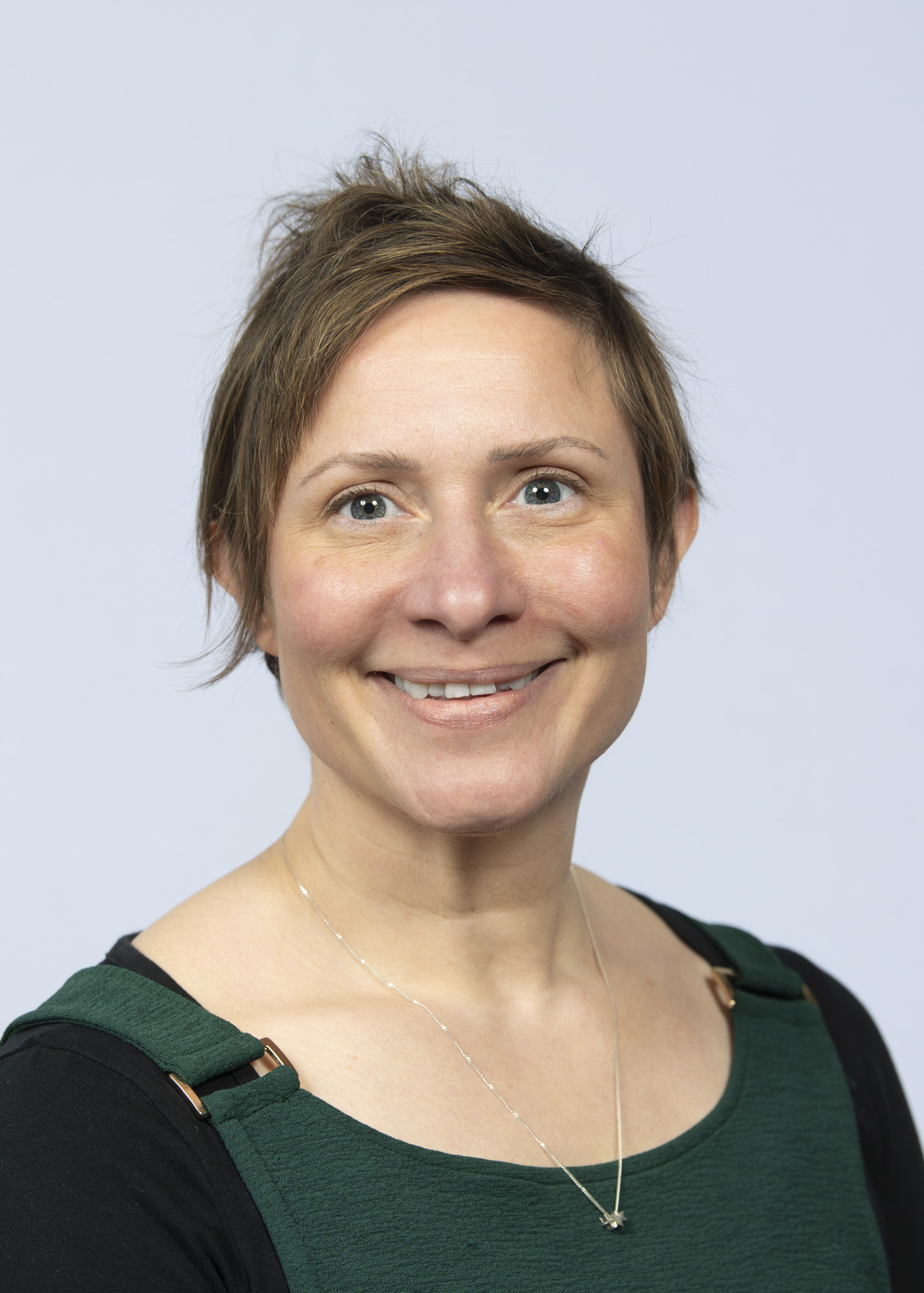 Dr Nic Dickson