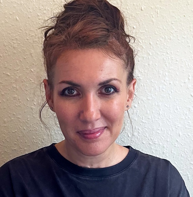 Professor Mona Simion