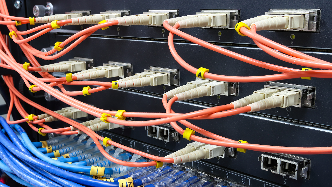 Fibre optic cables computing