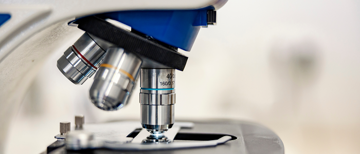 Microscope