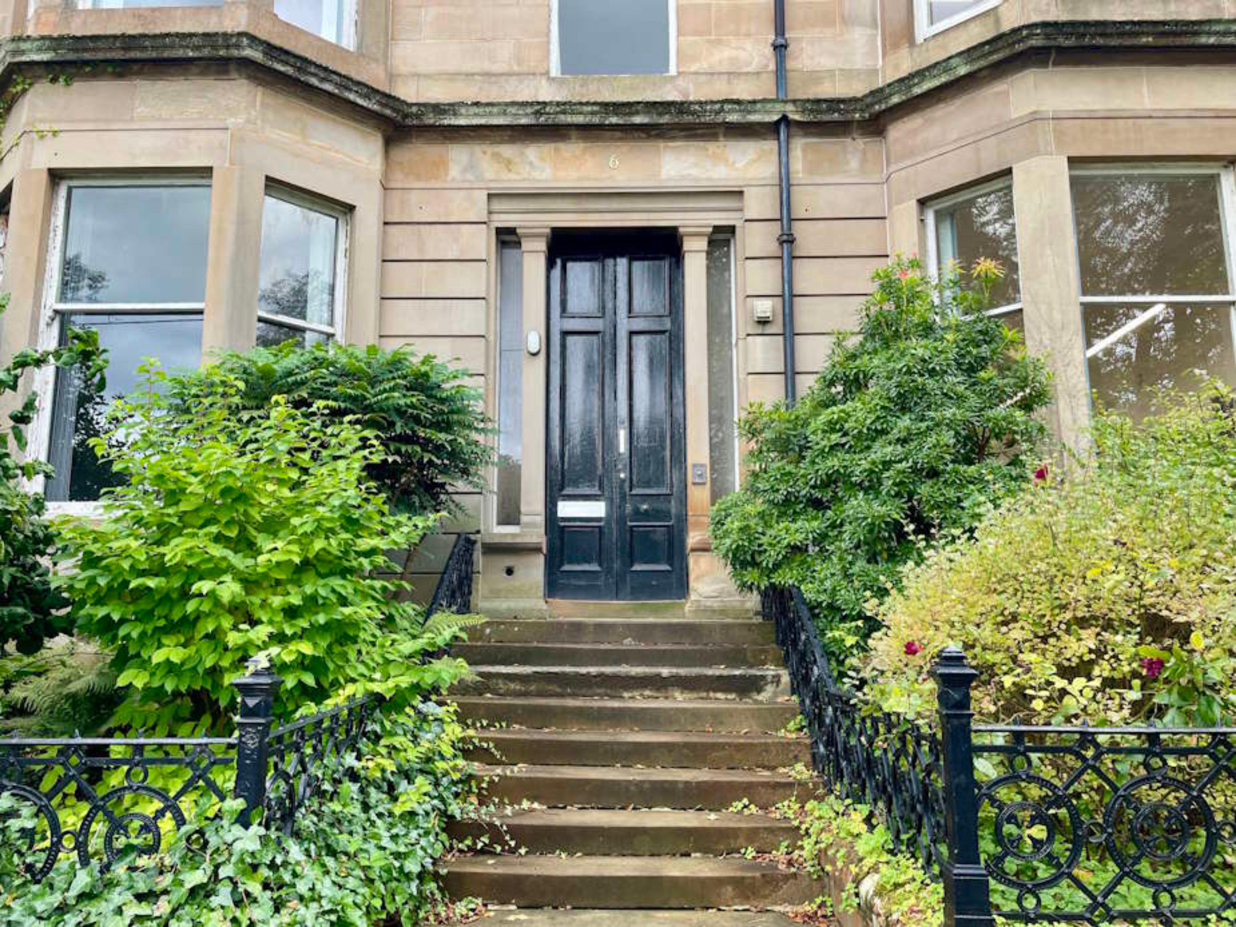 6-7 Lilybank Gardens