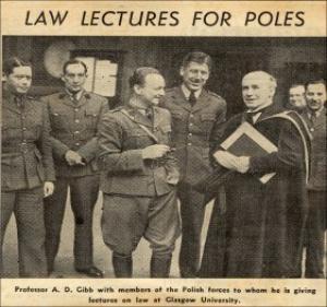Some of the Polish Forces studying law with Professor Dewar Gibb at Glasgow University, 1941.  (GUAS Ref: IP.  Copyright reserved.)