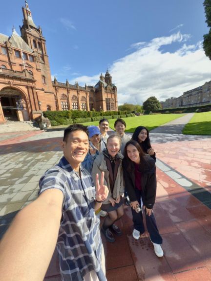 International Students at Kelvingrove Museum, Glasgow