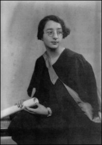 Hannah Frank (aged 22) at her graduation from Glasgow University, November 1930. 