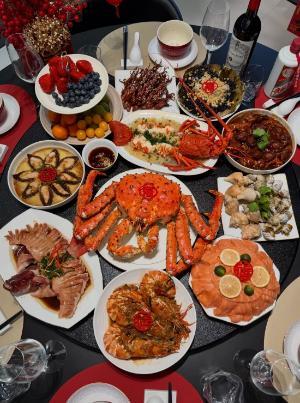 Chinese New Year Reunion Dinner