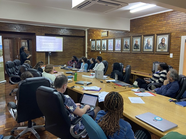Doctoral candidates presenting their work at North-Western University in Potchefstroom (South Africa) during the Agri-Dry meeting. Photo M Madella - UPF Doctoral candidates presenting their work at North-Western University in Potchefstroom (South Africa) during the Agri-Dry meeting. Photo M Madella - UPF