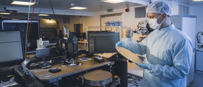 Staff in the Glasgow Laboratory for Advanced Detector Development (GLADD), developing the next generation of advanced sensor systems for particle physics experiments, medical applications and security systems.