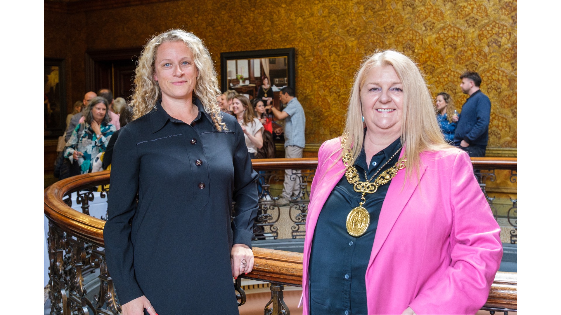Photograph of the GSF director and the Lord Provost of Glasgow.