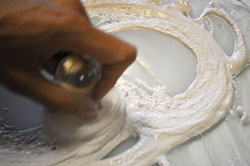 Making gesso sottile