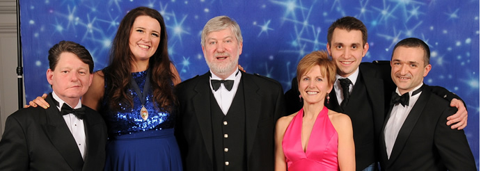 From left to right:

Geoff Glass, Anna Friel, Andrew Hadden, Irene Black, Thomas Lamont, Clive Schmulian
