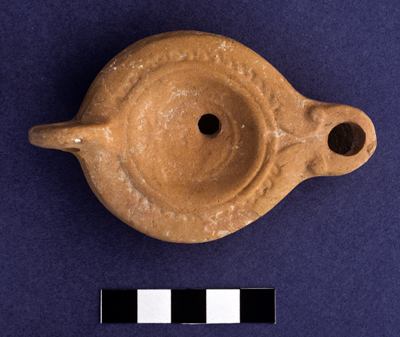 1st century CE lamp from the ‘dump’ in Area A