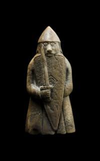 Berserker, Lewis Chessmen, British Museum 