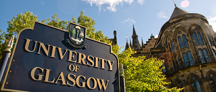 exterior of Bute Hall with University of Glasgow sign