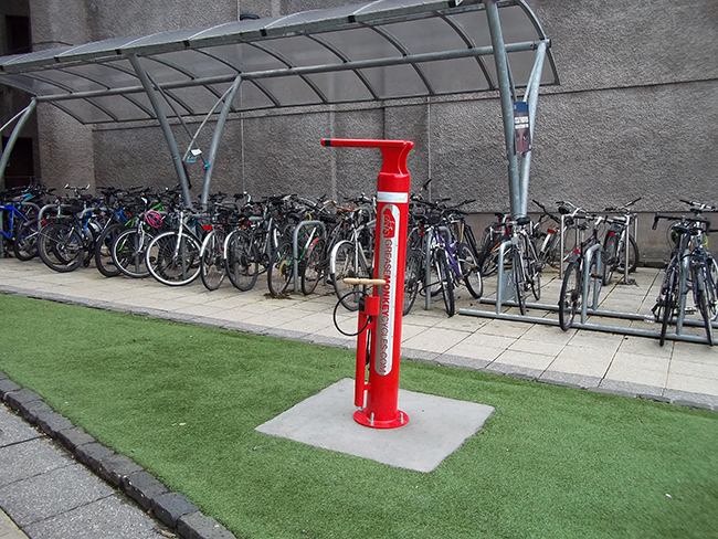 Bike repair station