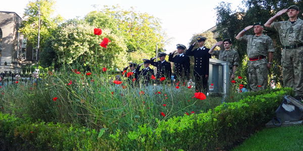 Image of the commemoration of the Battle of Loos in the University's memorial garden.