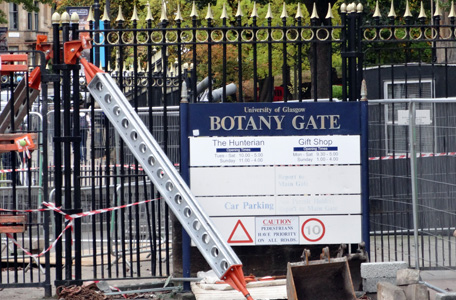 Image of the closed Botany Gate entrance