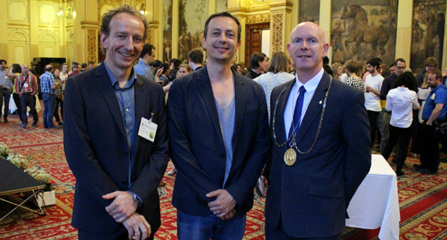(L-R) Prof Lars Muckli, Dr Marios Philiastides & Philip Braat, Deputy Lord Provost — image credit Gabriela de Sousa.