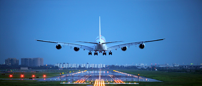 Image of an airline coming in to land