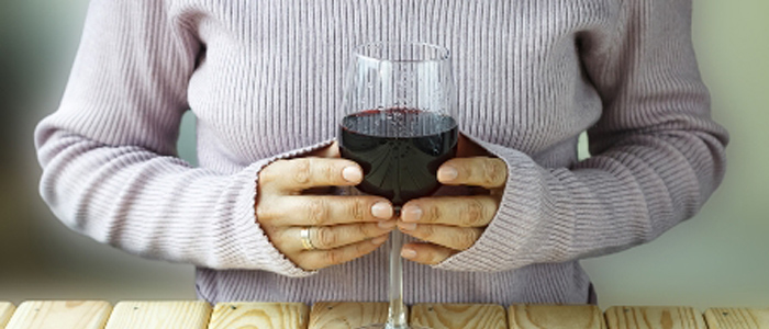 Poverty linked to increased harm from alcohol
