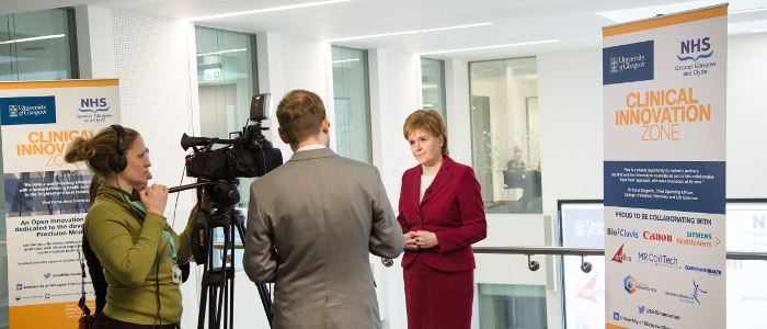 Image of visit to the Imaging Centre of Excellence (ICE) by the First Minister