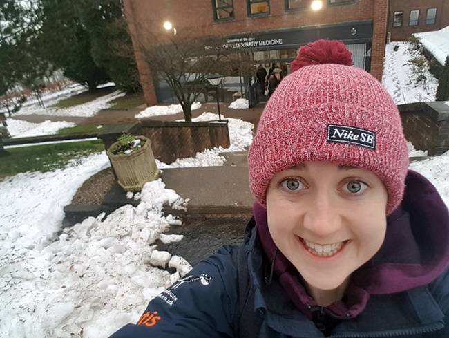 Image of a selfie photo by Laura Muir after her two medals at the World Indoor Championships 2018