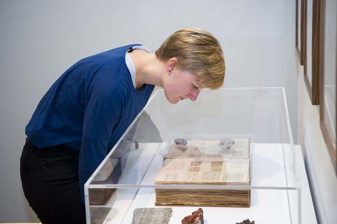 Delegates at the UNIVERSEUM conference, Object Journeys study day, Hunterian Art Gallery, 12 June 2018.