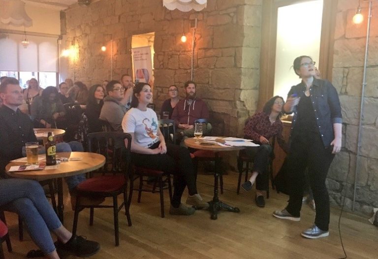 Dr Ruth Lewis, Research Associate presenting at the Pint of Science, an international science festival that takes place in pubs and bars across the globe over three days each May. 768x527px