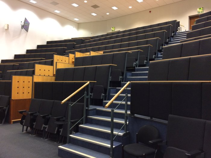 Raked lecture theatre with fixed seating