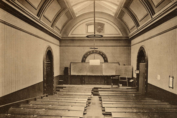 Lecture Hall in Queen Margaret College, 1890s