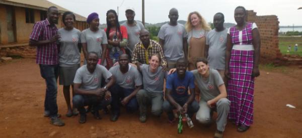 Group photo of the members of the Lamberton Lab in Uganda