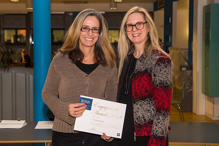 Christina Buckton IHW Health in the News: Fact or Fiction? - Winner MVLS Engagement Awards 2018- receiving award from Dr Carol Clugston MVLS Chief Operating Officer