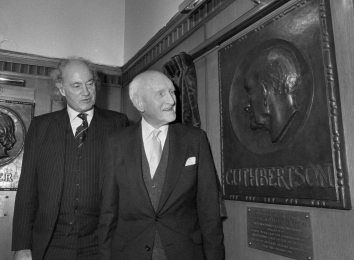 Cuthbertson and son (the actor Iain Cuthbertson) unveiling a plaque of an image of Cuthbertson at GRI