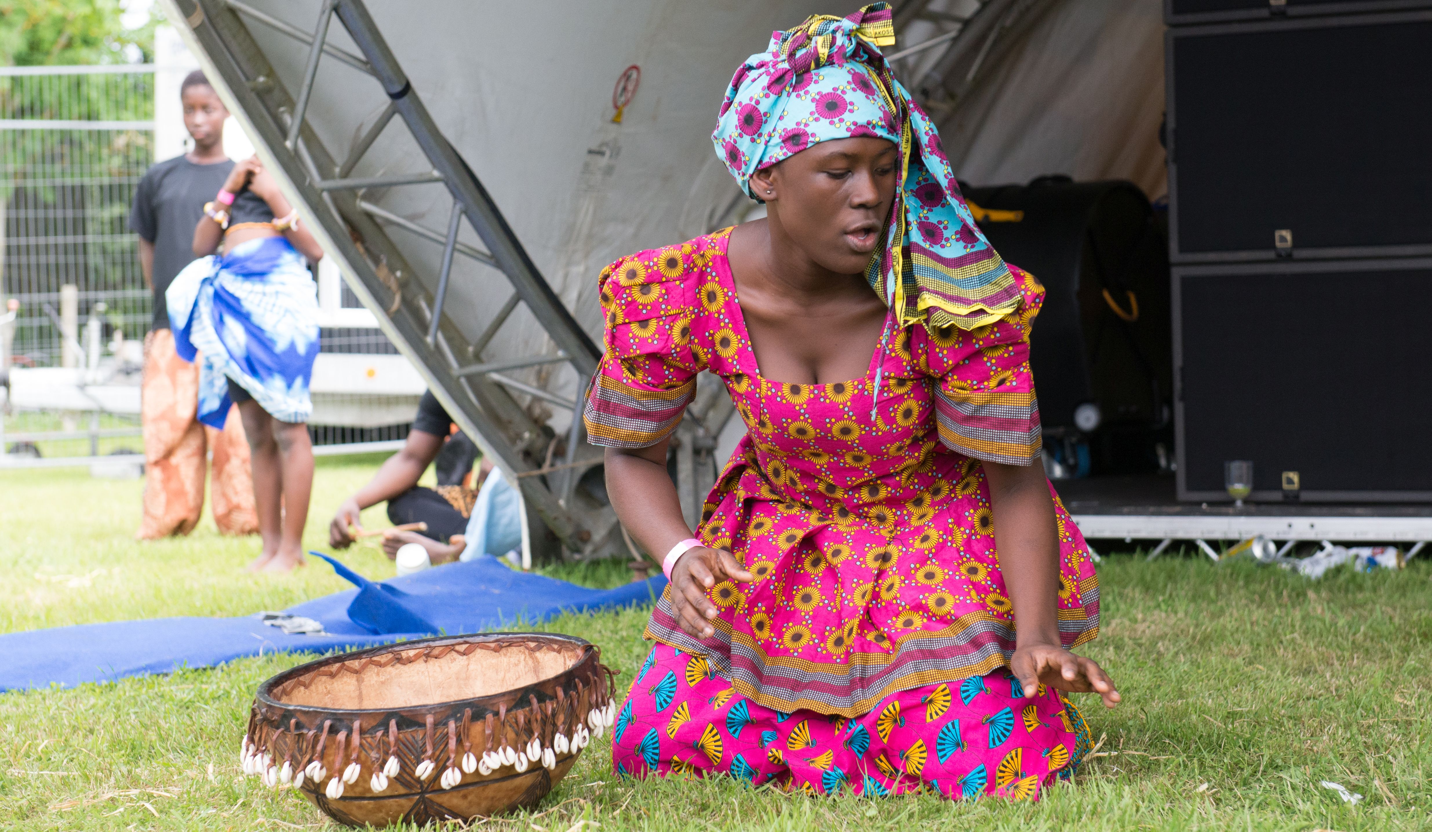 Performance by Noyam African Dance Institute at the Solas festival 2017