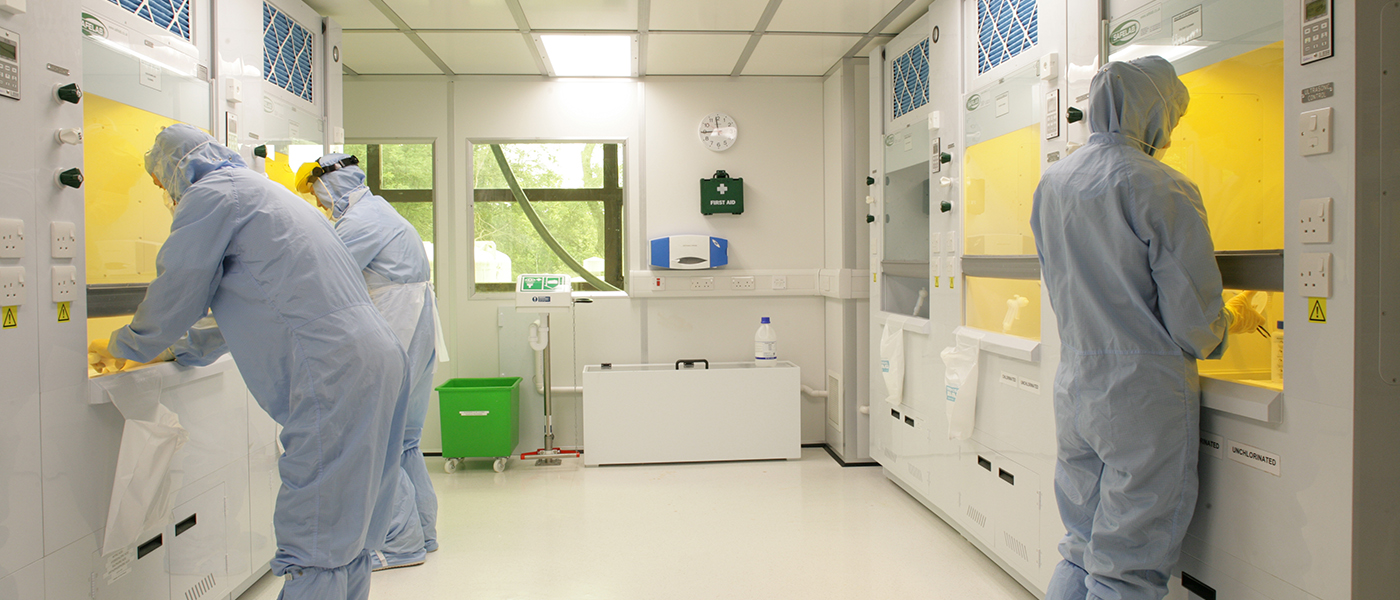 Clean room at JWNC