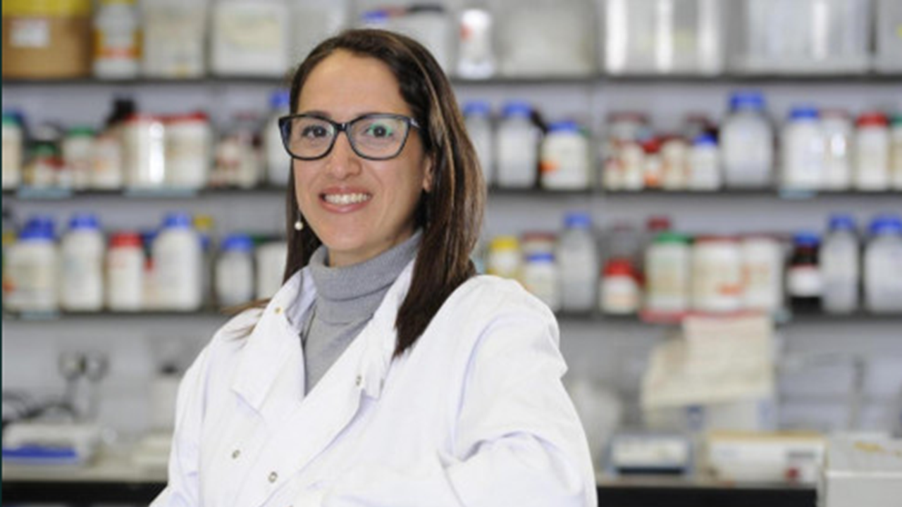 A head and shoulders shot of Dr Sheiner in the lab