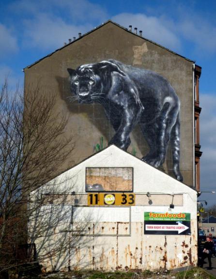 Mural painting of a panther in Maryhill 