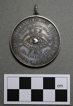 a Temperance Medal, 4 cm diameter with inscription: 