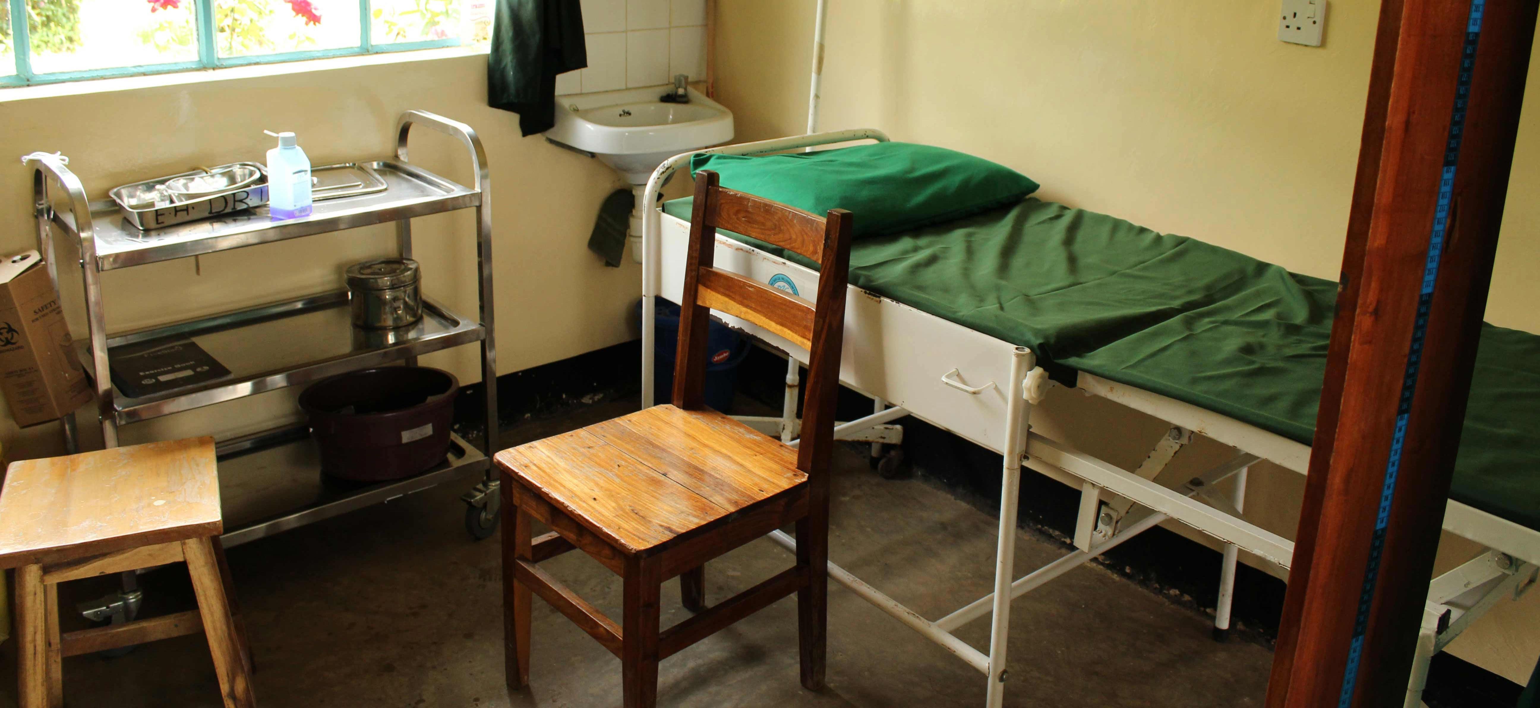 Hospital exam room with examination table