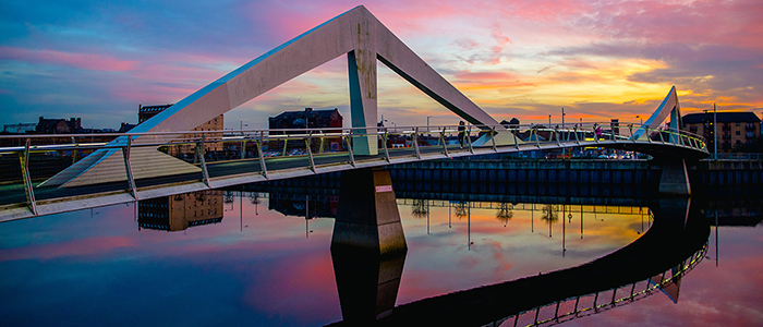 Bridge over River Clyde in Glasgow