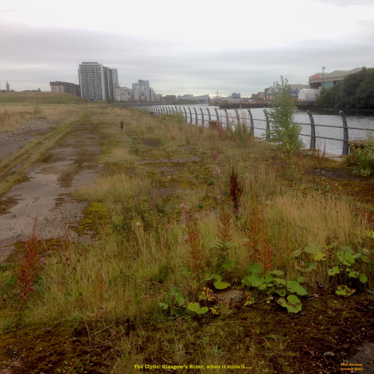 Photo of wasteland next to the River Clyde