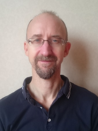 Head and shoulders photo of Richard Brunner